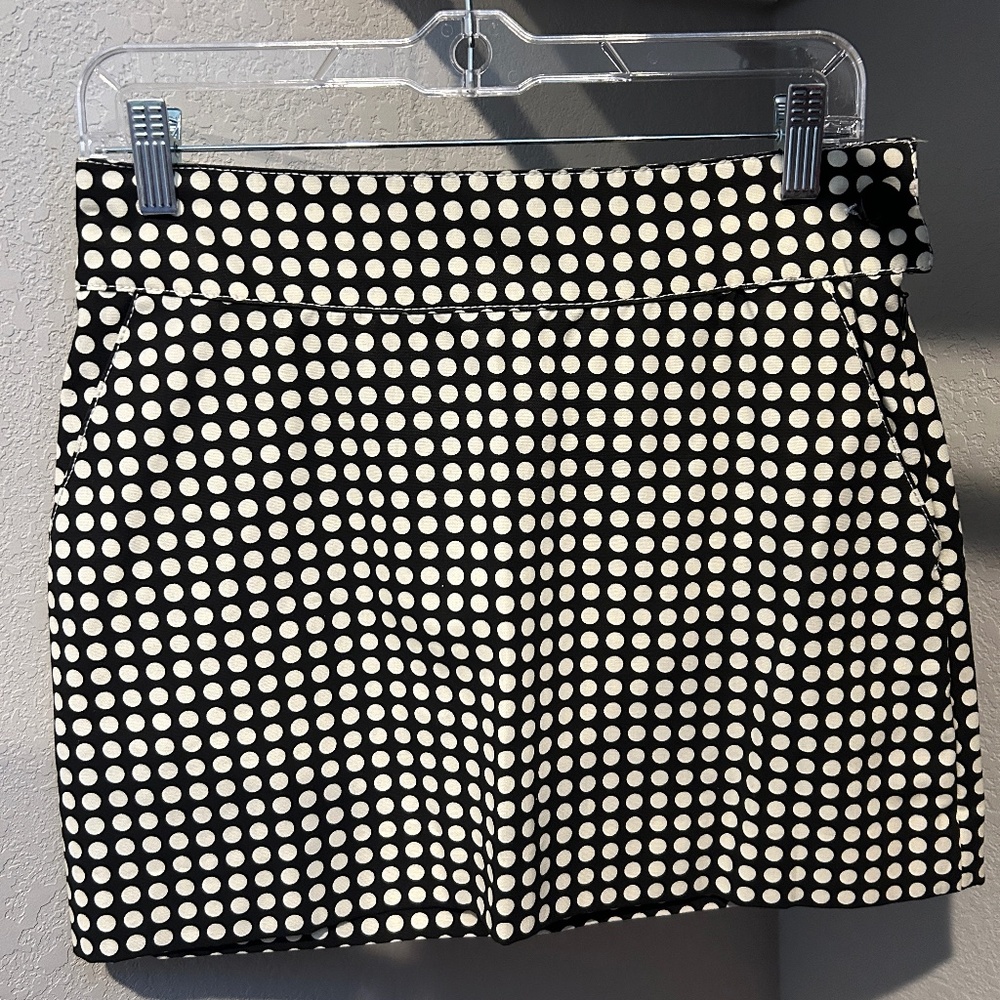 Zara Black and White Polka Dot Mini Skirt 
Excellent condition